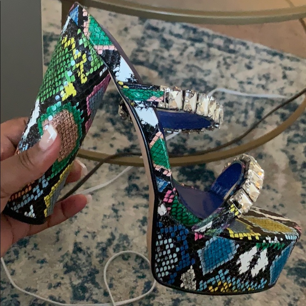 Lemon Drop Rhinestone Sandals - Picture 3 of 3